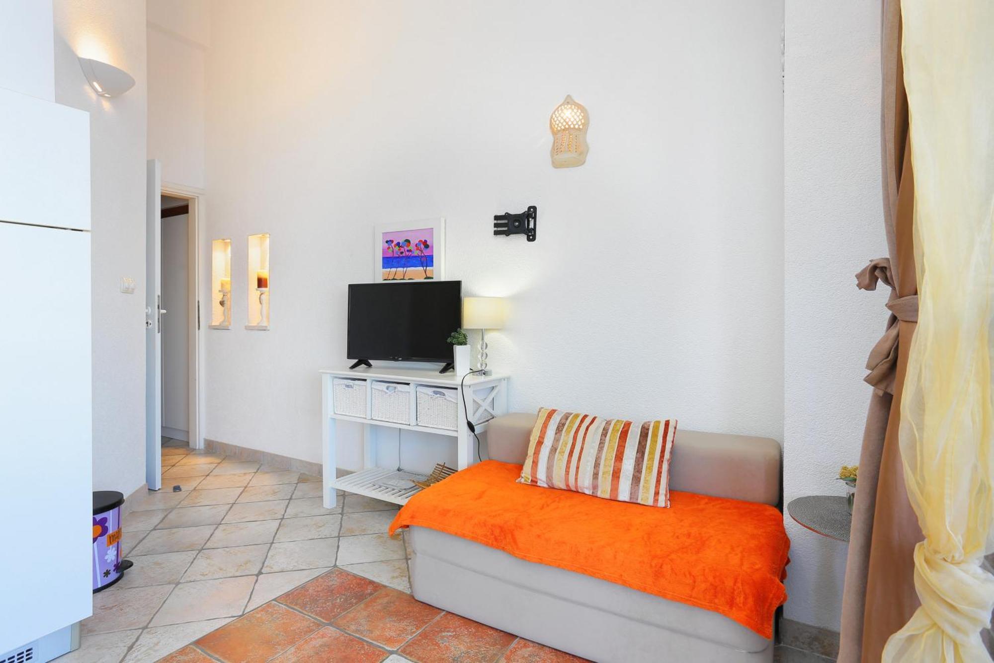 Apartments By The Sea Okrug Donji, Ciovo - 12502 Okrug Gornji Room photo